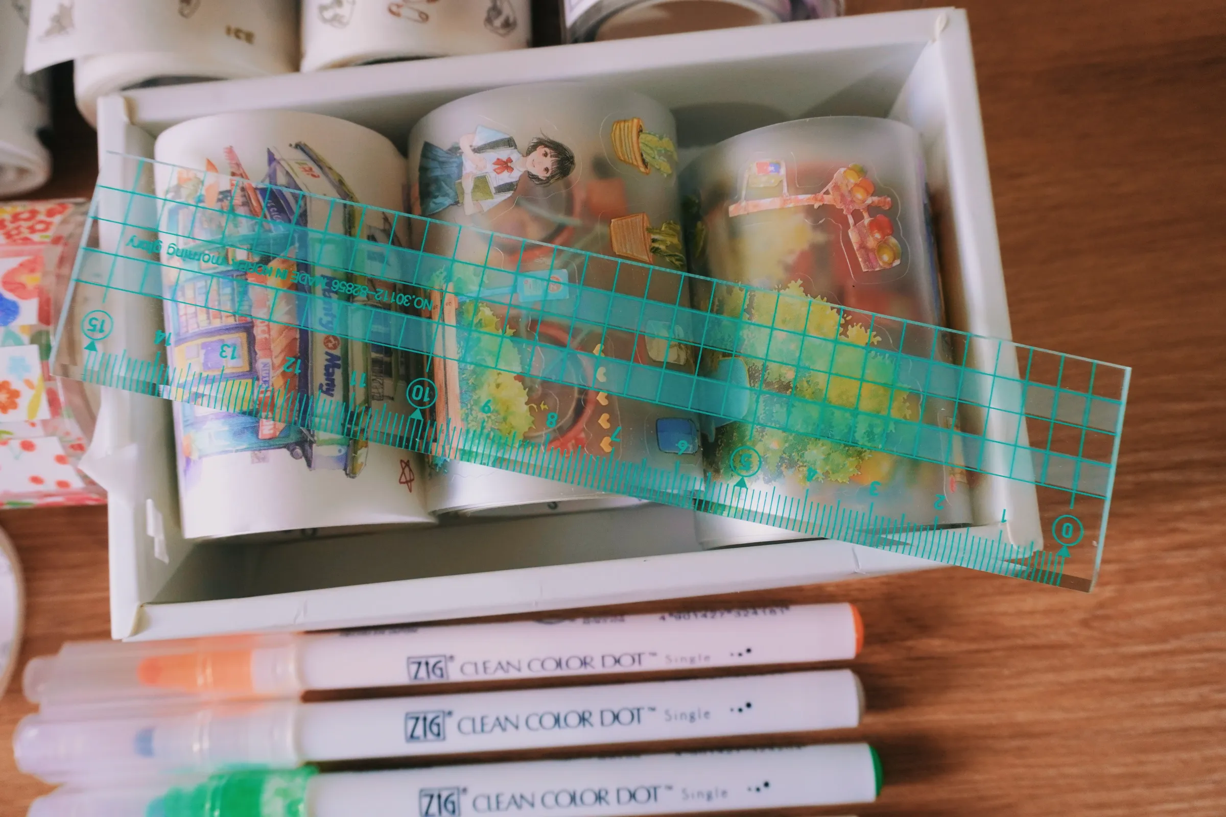 Replaced my silver ruler with a clear one. Still did not help me make straight lines 🤣