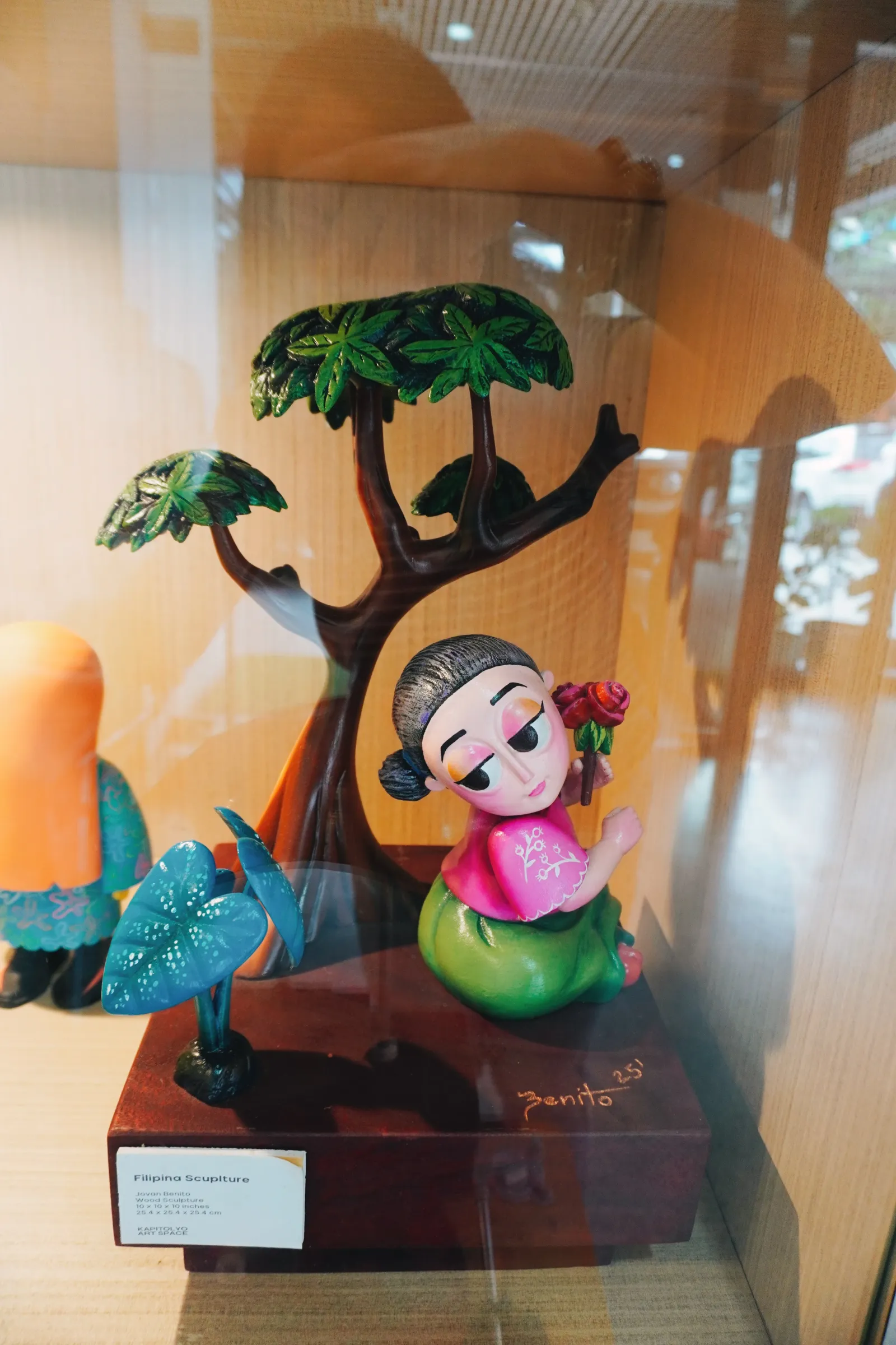 Filipina Sculpture by Jovan Benito